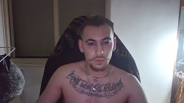 Lionwhispers online show from December 1, 2:45 am