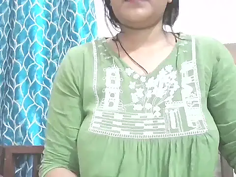 Snapshot of Muskan4156 chatting on May 26, 7:50 am Muskan4156 online show from May 26, 7:50 am