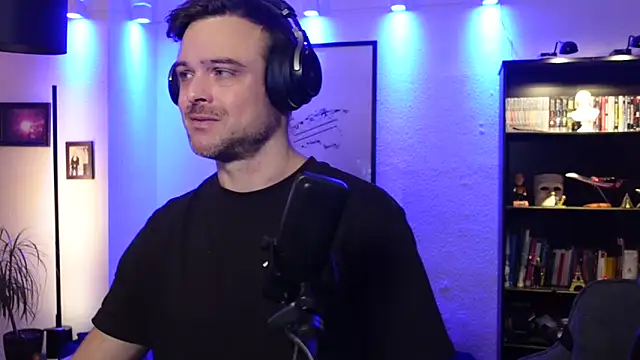 champ885 online show from November 27, 5:08 am