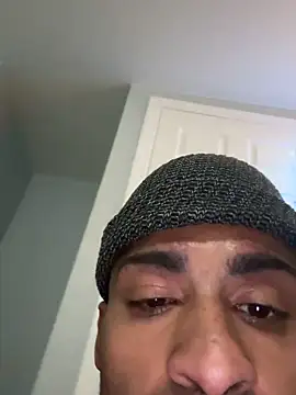 Chrisd3195 online show from November 29, 3:28 am