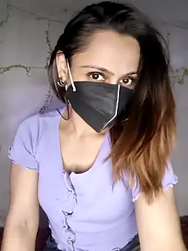 HONEY BEBS online show from February 8, 5:54 pm