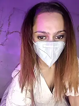 HONEY BEBS online show from January 14, 5:38 pm