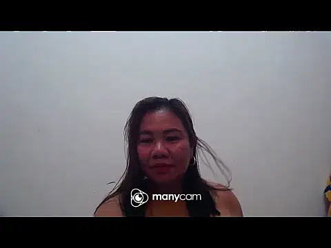 hottiemama69 online show from April 14, 12:15 am