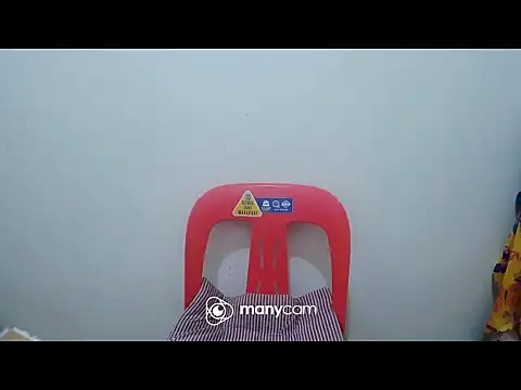 hottiemama69 online show from January 6, 4:55 pm