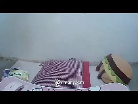 hottiemama69 online show from December 15, 4:29 am