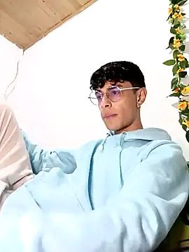 2 milo verus 4 online show from January 16, 5:00 am