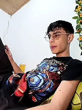 2 milo verus 4 online show from January 11, 9:33 pm