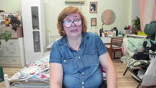 rekelme online show from December 5, 6:06 pm