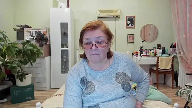 rekelme online show from December 19, 6:10 pm