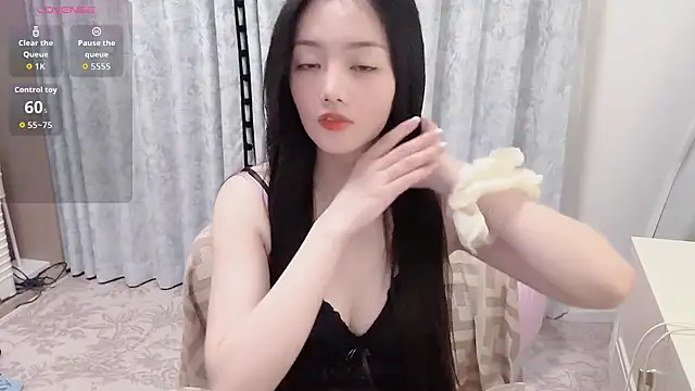 Susu Alice online show from February 28, 1:55 pm