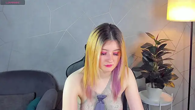 Diana Davis online show from November 28, 4:34 am