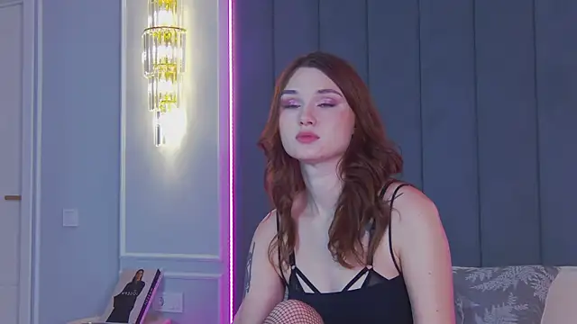 CrystalBrooks online show from December 2, 4:52 pm