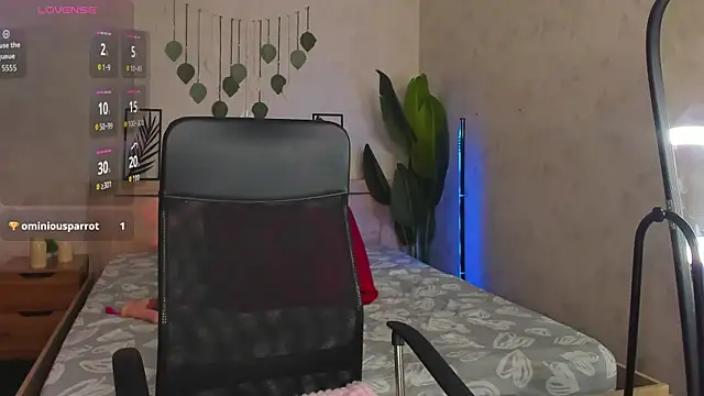 Snapshot of Alicia_Hars chatting on June 24, 12:09 am Alicia Hars online show from June 24, 12:09 am