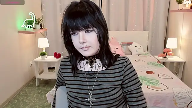 RamonaKlein online show from December 1, 6:36 am