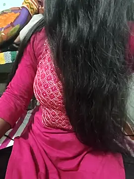 Zoyaa-Zubair online show from January 11, 6:15 pm