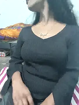 Zoyaa-Zubair online show from February 12, 6:07 pm