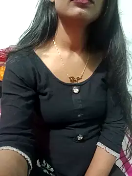 Zoyaa-Zubair online show from February 7, 7:22 pm