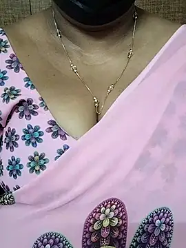 Snapshot of Aila99 chatting on November 28, 10:37 am Aila99 online show from November 28, 10:37 am