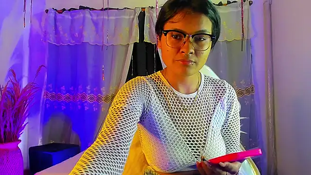 CloeEvans0 online show from November 29, 7:36 pm