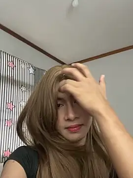 asiantwink0000 online show from April 5, 1:34 am