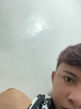 asiantwink0000 online show from April 3, 3:13 am