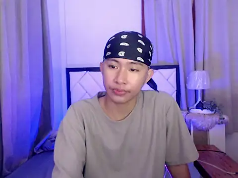 asiantwink0000 online show from February 26, 8:47 am