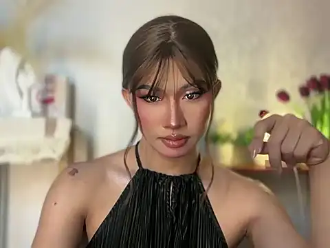 asiantwink0000 online show from May 30, 3:17 pm