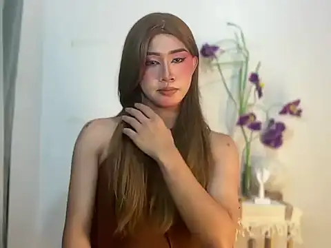 asiantwink0000 online show from May 6, 8:35 pm