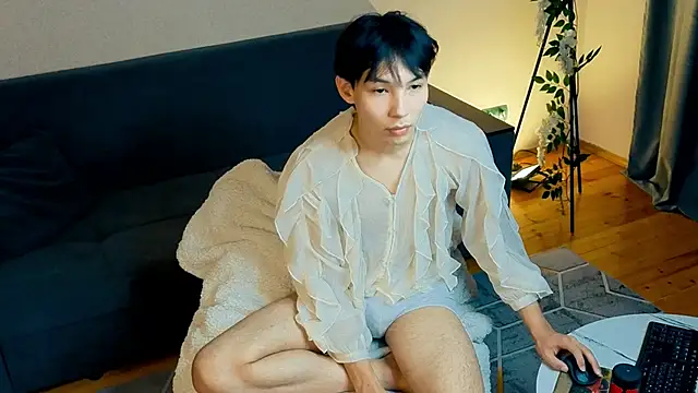 swiftpocket1 online show from November 30, 1:34 pm