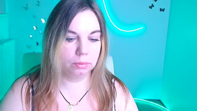 Amanda Swannn online show from December 15, 6:52 am