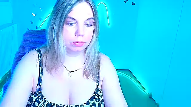 Amanda Swannn online show from March 20, 12:50 pm