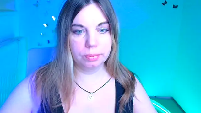 Amanda Swannn online show from January 13, 7:01 am