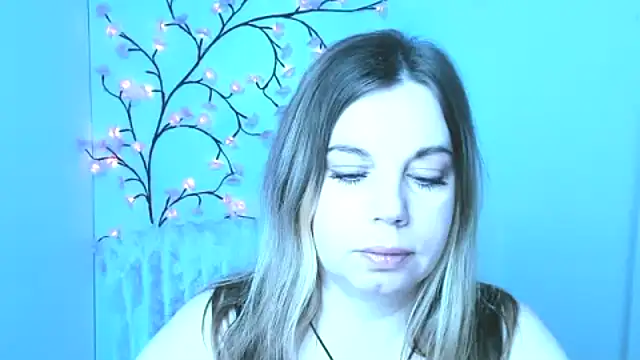 Amanda Swannn online show from February 14, 7:19 am