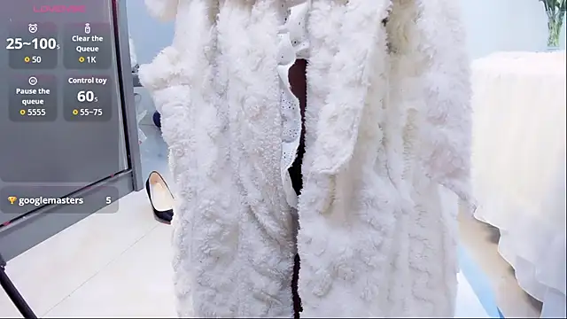 Wan-Yun-520 online show from March 29, 2:24 am