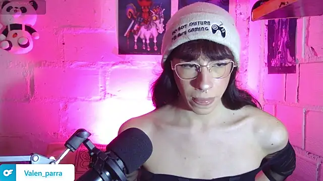 kattycat   online show from December 3, 2:56 am