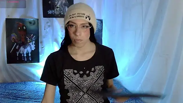 kattycat   online show from January 7, 5:12 am