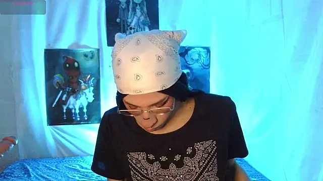 kattycat   online show from January 10, 5:03 am