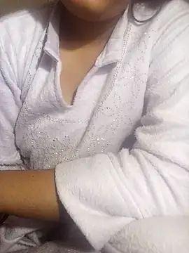 Your pinki 19 online show from January 14, 4:21 pm