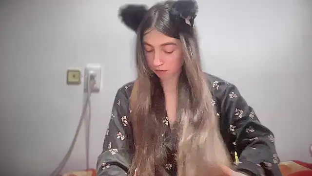 Aphr0ditee online show from January 12, 2:57 pm