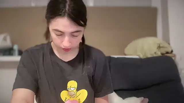 Snapshot of Aphr0ditee chatting on June 23, 7:23 pm Aphr0ditee online show from June 23, 7:23 pm