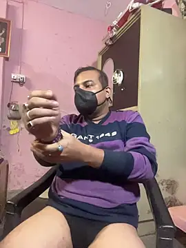 Saxymood1111 online show from December 16, 7:01 am