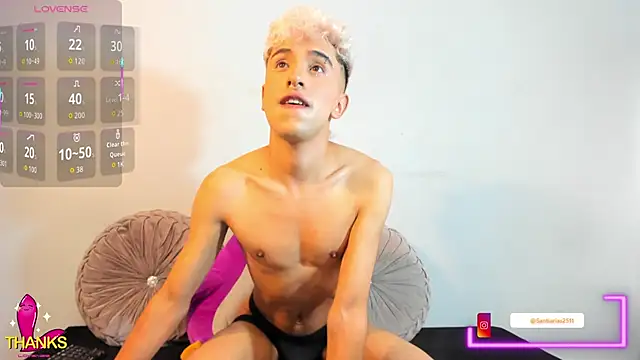 sweetsanty online show from November 28, 2:06 pm