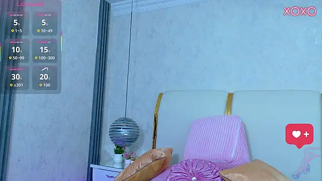 MoliBunny online show from June 12, 4:43 am