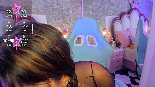 MoliBunny online show from April 10, 3:24 am