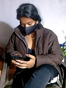 Snapshot of pooja199 chatting on December 14, 6:02 pm pooja199 online show from December 14, 6:02 pm