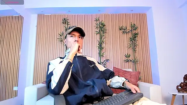 Bastthianxxx online show from December 16, 7:07 pm