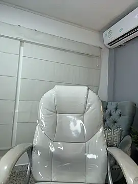 AnnaJaimes online show from May 28, 12:29 am