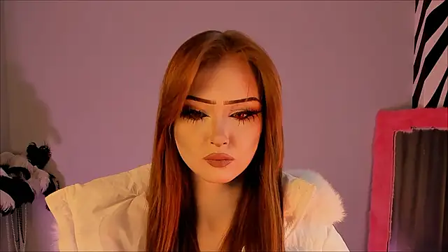 Snapshot of Jennifer_Wiliams chatting on February 2, 8:08 pm Jennifer Wiliams online show from February 2, 8:08 pm