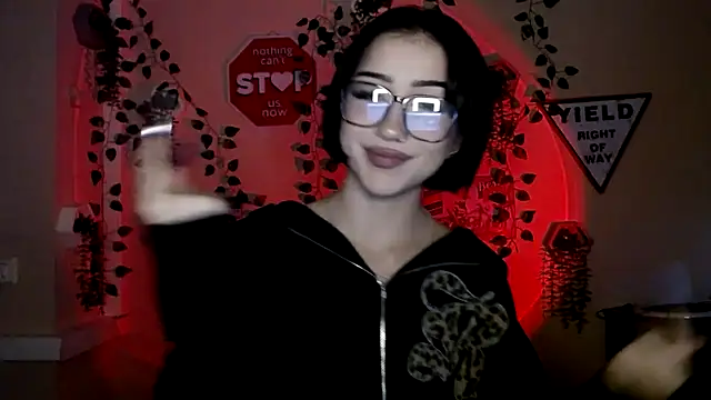 Sweeet Sss online show from November 29, 3:01 pm