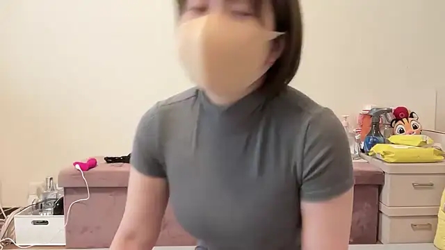 Soratan1218 online show from December 5, 3:27 am